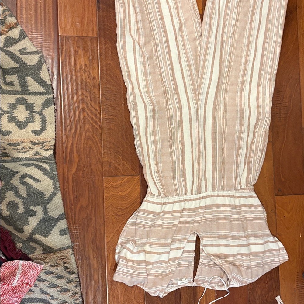 world market l/xl jumpsuit, but fits like s/m